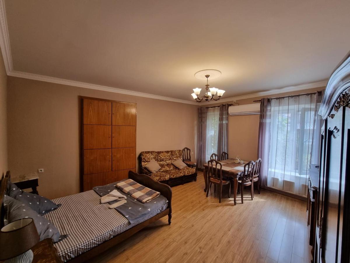 Villa Old Tbilisi Freedom Square, Tbilisi Площадь Свободы Extérieur photo